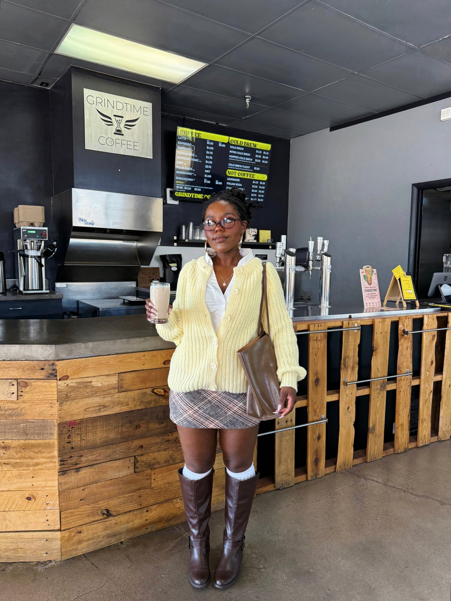 Gianna Shiny Tote - Street Level