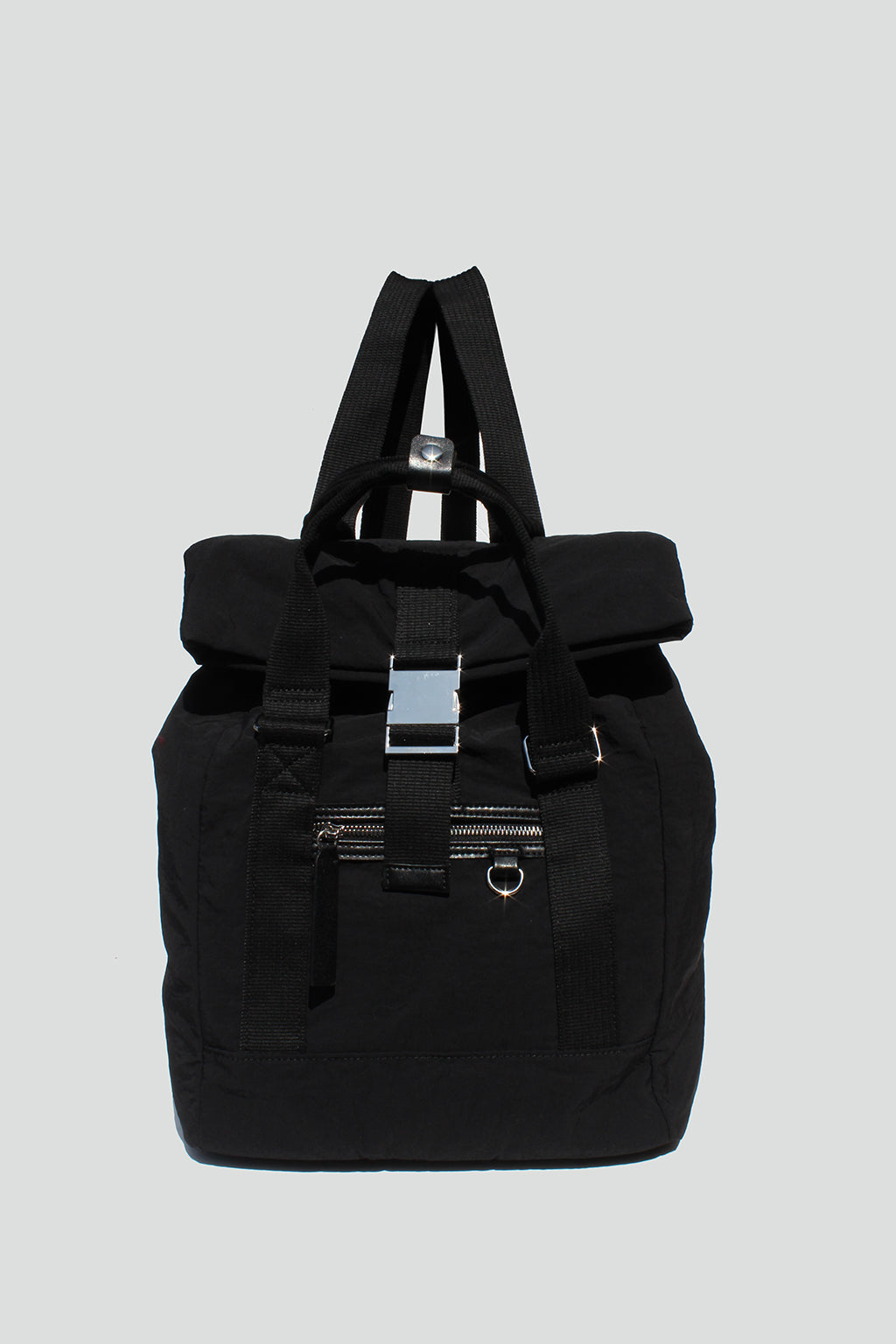 Sol Travel Backpack - Street Level